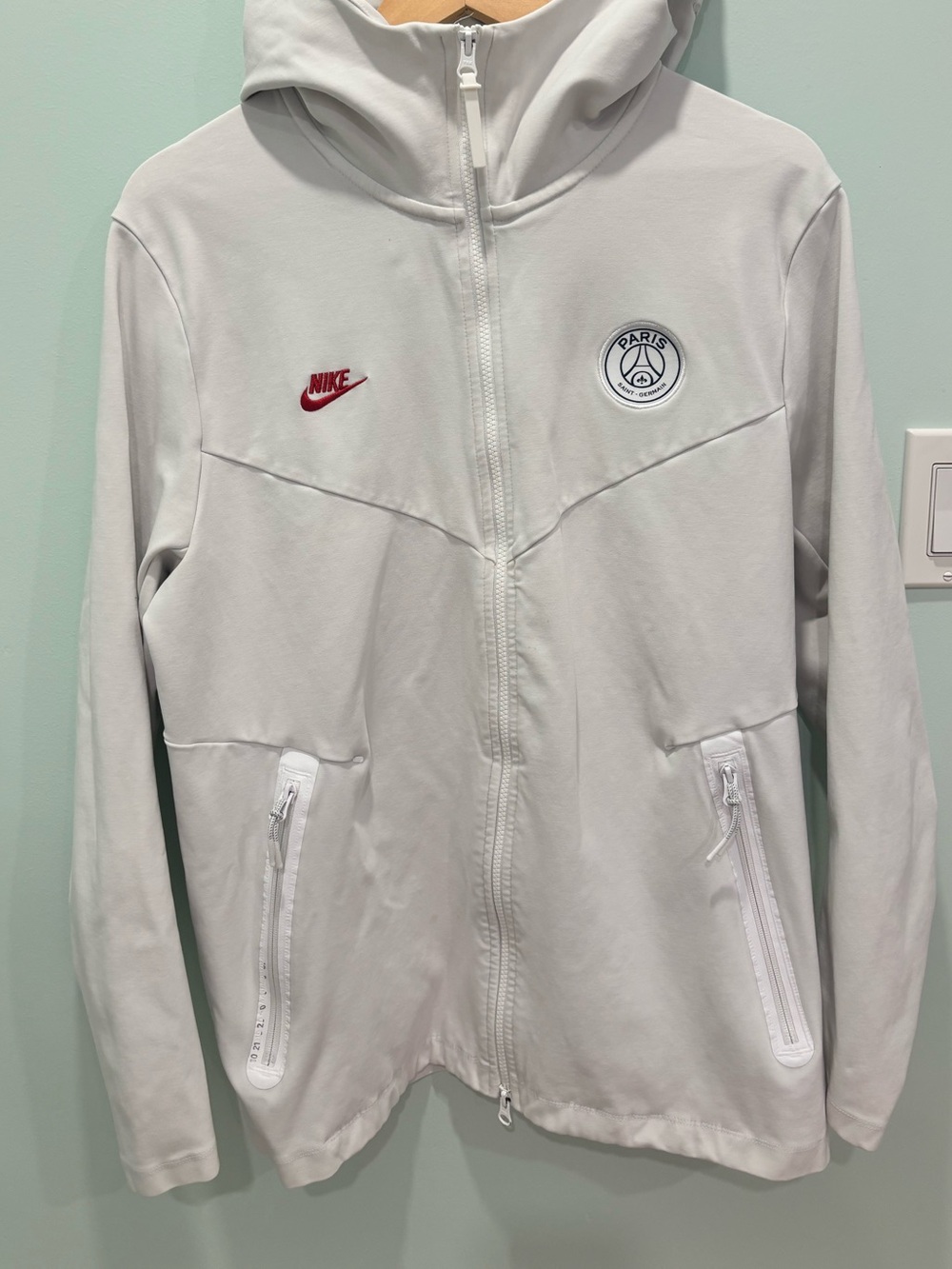 Nike Paris Saint-Germain PSG Full-Zip Hooded Jacket Size L - Picture 2 of 11